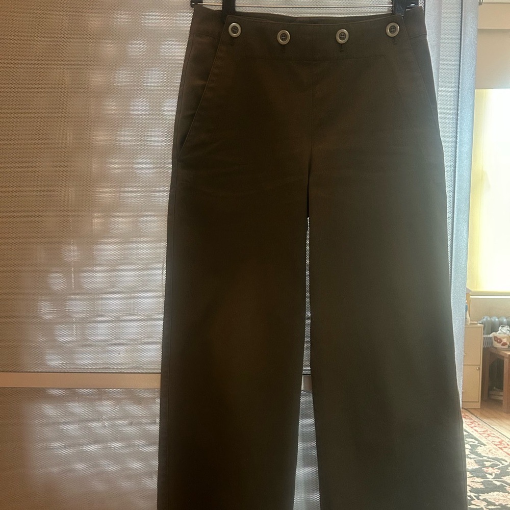Theory olive green straight leg button front cotton pants